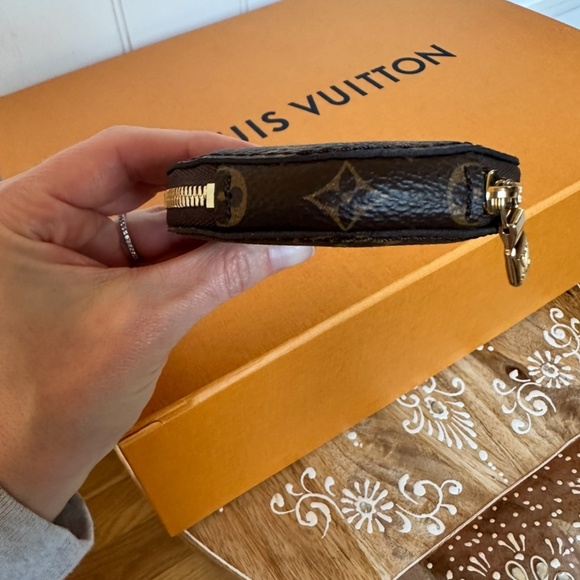 Louis Vuitton round coin purse monogram canvas - Picture 6 of 6